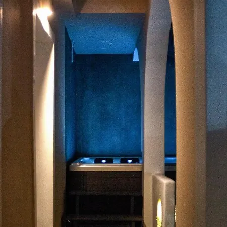 Galaxy Santorini Affittacamere 3*